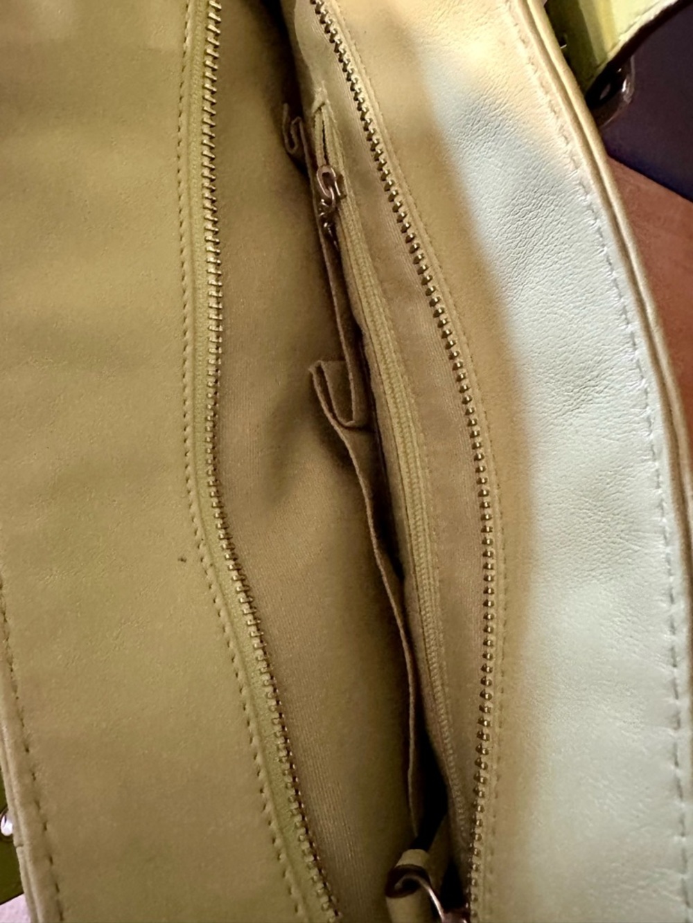 Coach Y2K  Lime Hampton Tote, F11201 - Picture 9 of 16